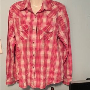 Womens Pink Plaid Shirt